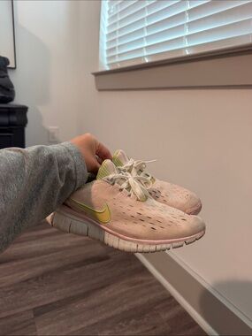 Nike Kids Pink and Lime Lightweight Sneakers